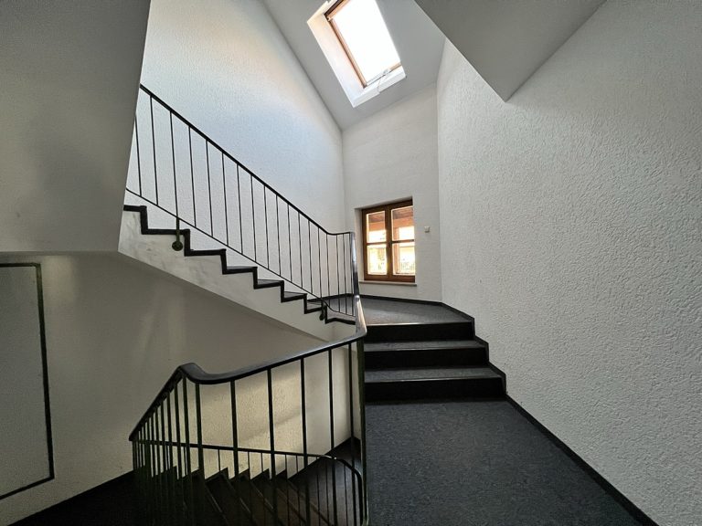 Freising | 1A -Lage Treppenh.