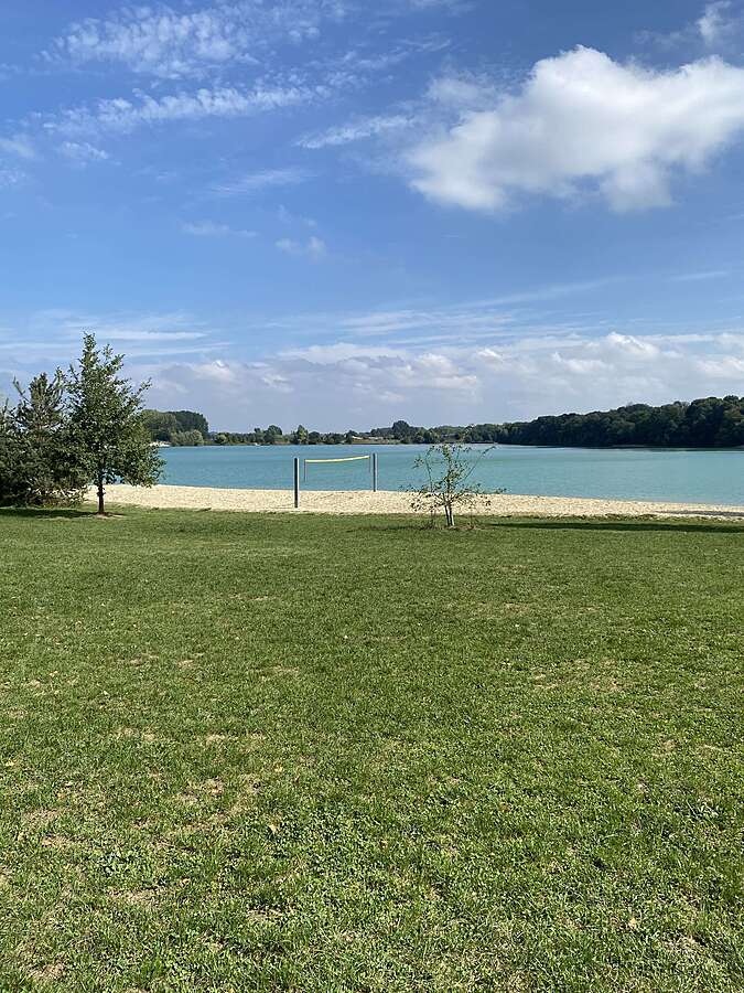 Pullinger Weiher in de Nähe