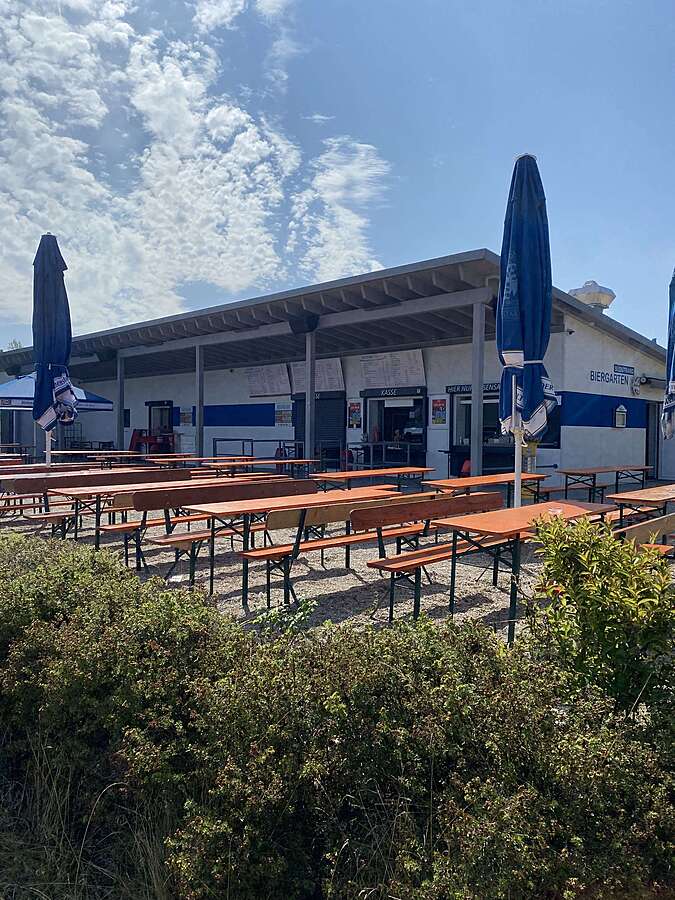 Biergarten Pullinger Weiher