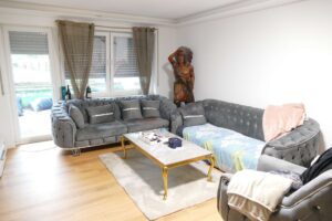 Wohnzimmer  im Souterrain