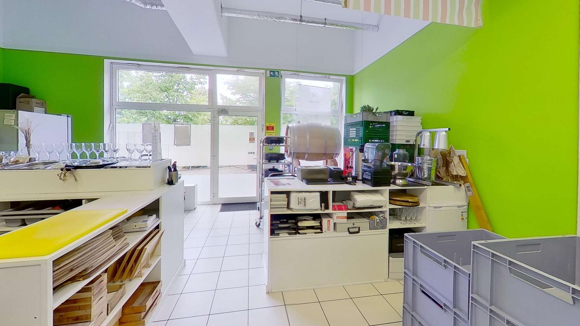 Ansicht zum Schaufenster