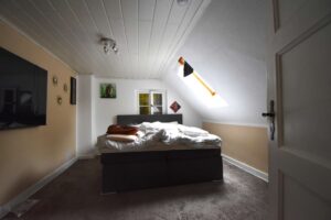 WE links DG wohnlich ausgebaut 3