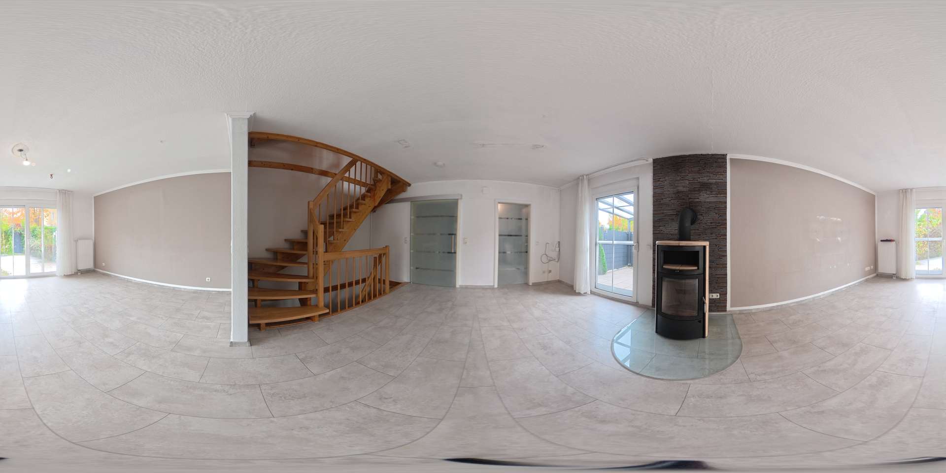 CAM_20251013125637_0013_D