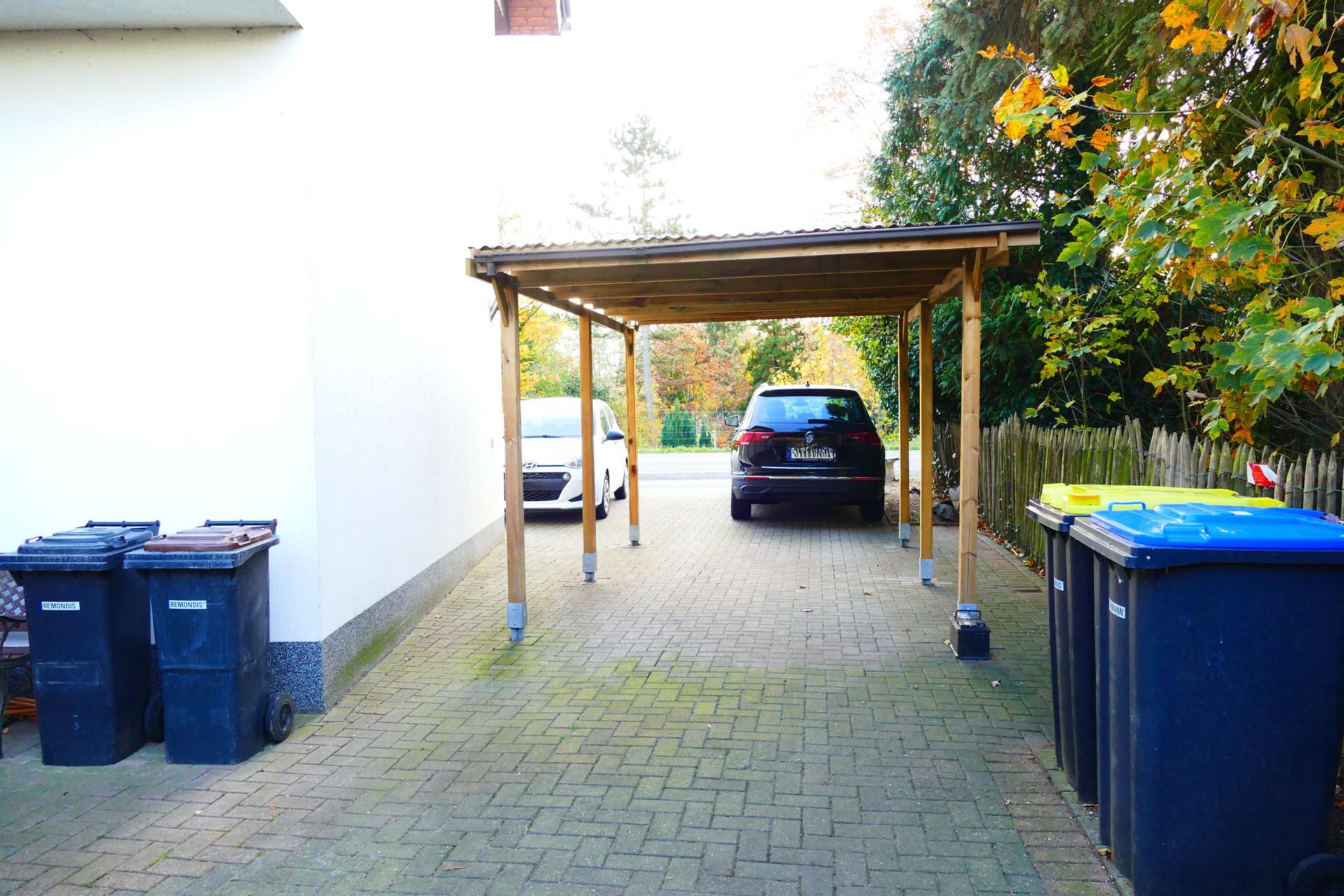 Carport West