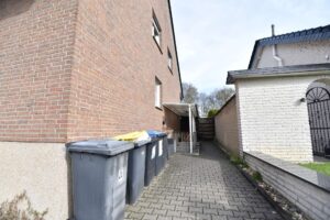 Blickrichtung Zugang Souterrain