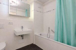 Badezimmer 1