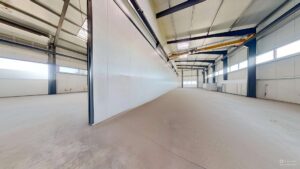 kleine Halle Blickrichtung  Westen