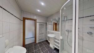 Duschbad 1